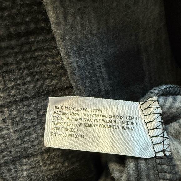 NEW Goodfellow & Co Gray Plaid Robe Size‎ S/M - Picture 4 of 4